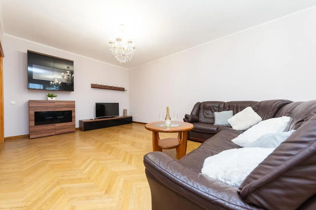 Spacious Apartments In The Center Of Obolon 2 Bedrooms Kyiv Ukraine