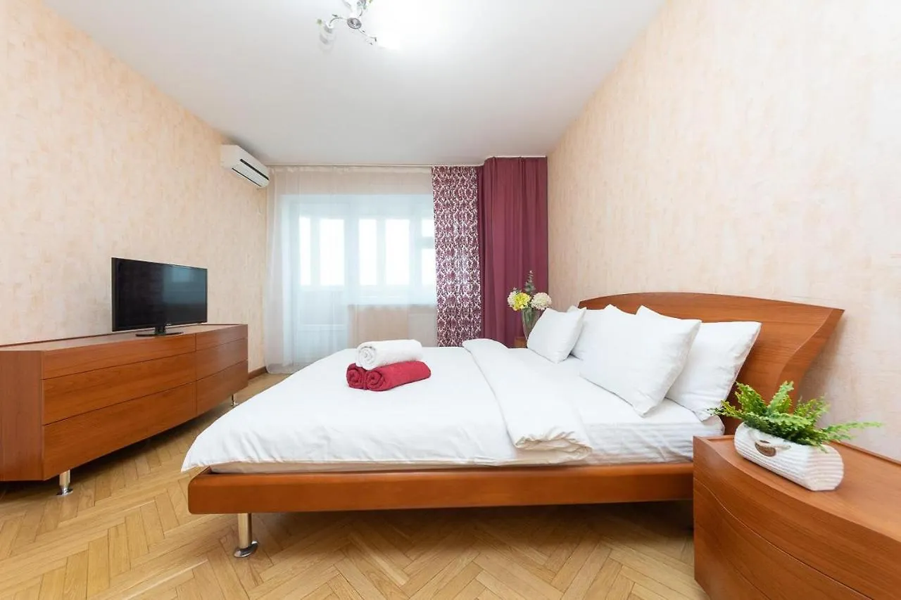 Spacious Apartments In The Center Of Obolon 2 Bedrooms Киев